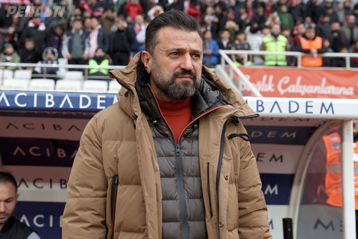 Sivasspor Teknik Direktörü Bülent Uygun, Transfer Çalışmalarında Sabır İstiyor: &quot;En Az 6-7 Transferi İndirebilmenin Başarısını Göstermek İstiyoruz&quot;