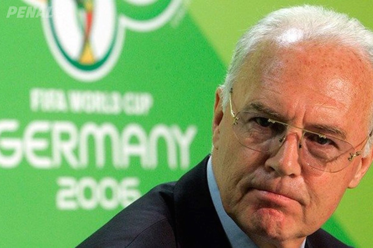 Franz Beckenbauer Kimdir? Futbol Kariyerinden Teknik Direktörlüğüne Tüm Detaylar!