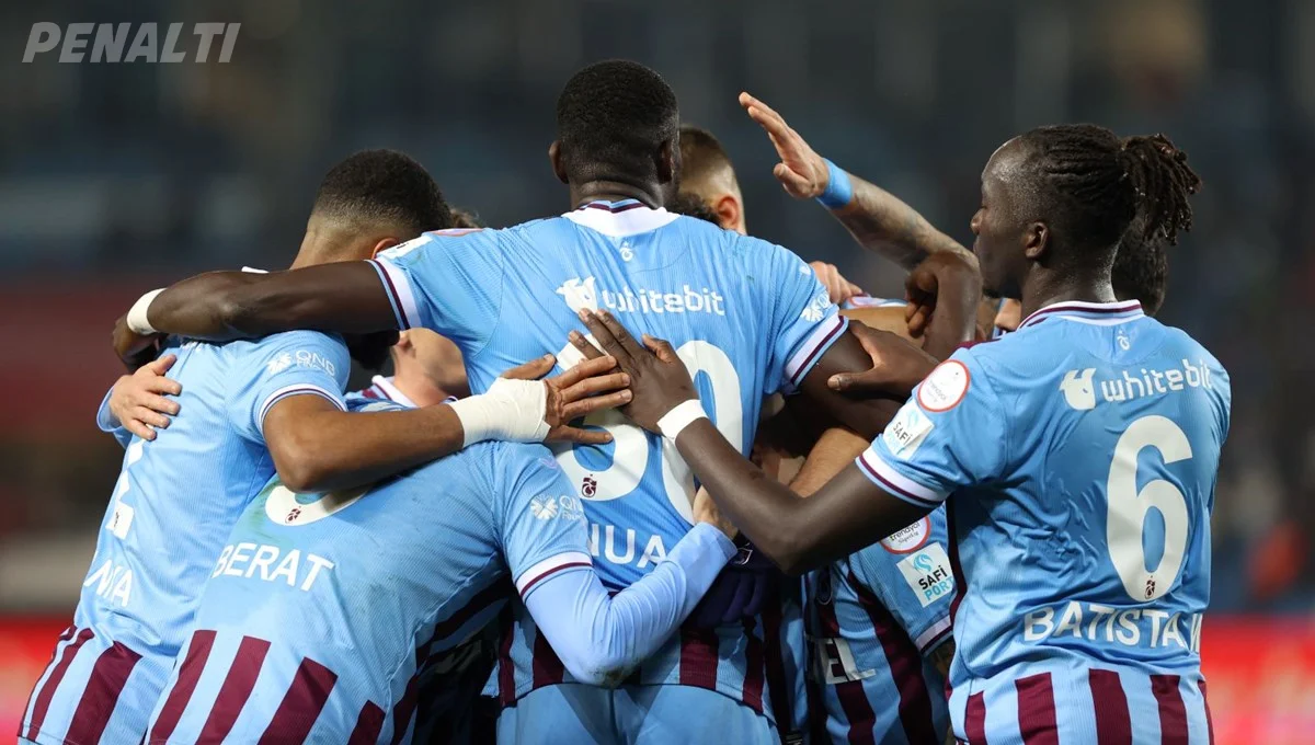 Trabzonspor, Samsunspor'u 2-1 Mağlup Ederek Süper Lig'de 3. Sıraya Yükseldi!