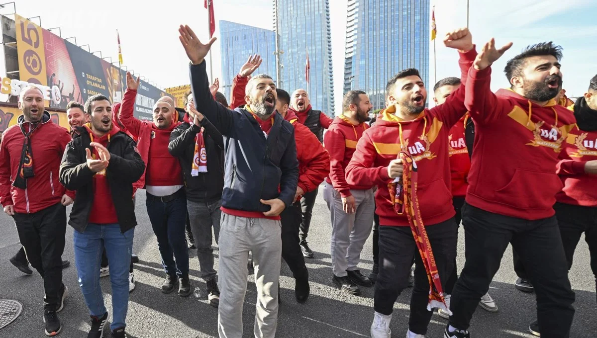Trabzonspor-Galatasaray Maçında Misafir Takım Taraftarları Tribünde Olacak