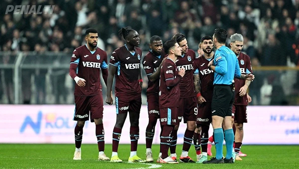 Trabzonspor, MHK Başkanı Ahmet İbanoğlu'na Istifa Çağrısında Bulundu: "Trabzonspor Düşmanlığını Daha Ne Kadar Arkanızı Dönüp Seyredeceksiniz?"